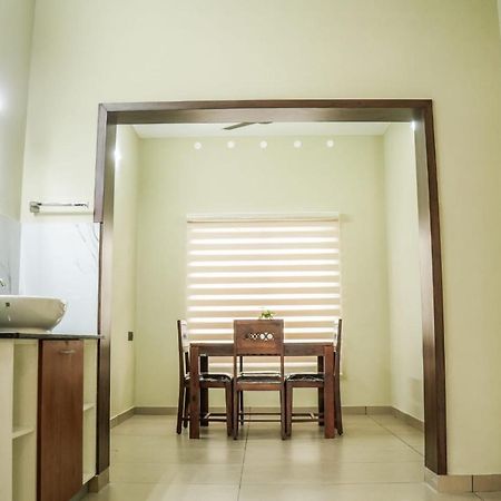 Zennova Furnished Apartment Alappuzha Extérieur photo
