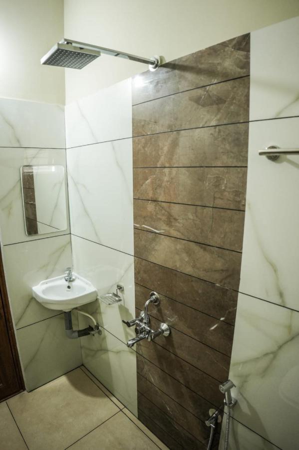 Zennova Furnished Apartment Alappuzha Extérieur photo