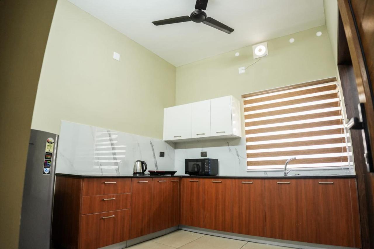 Zennova Furnished Apartment Alappuzha Extérieur photo