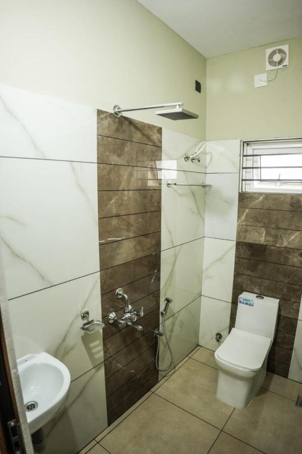 Zennova Furnished Apartment Alappuzha Extérieur photo